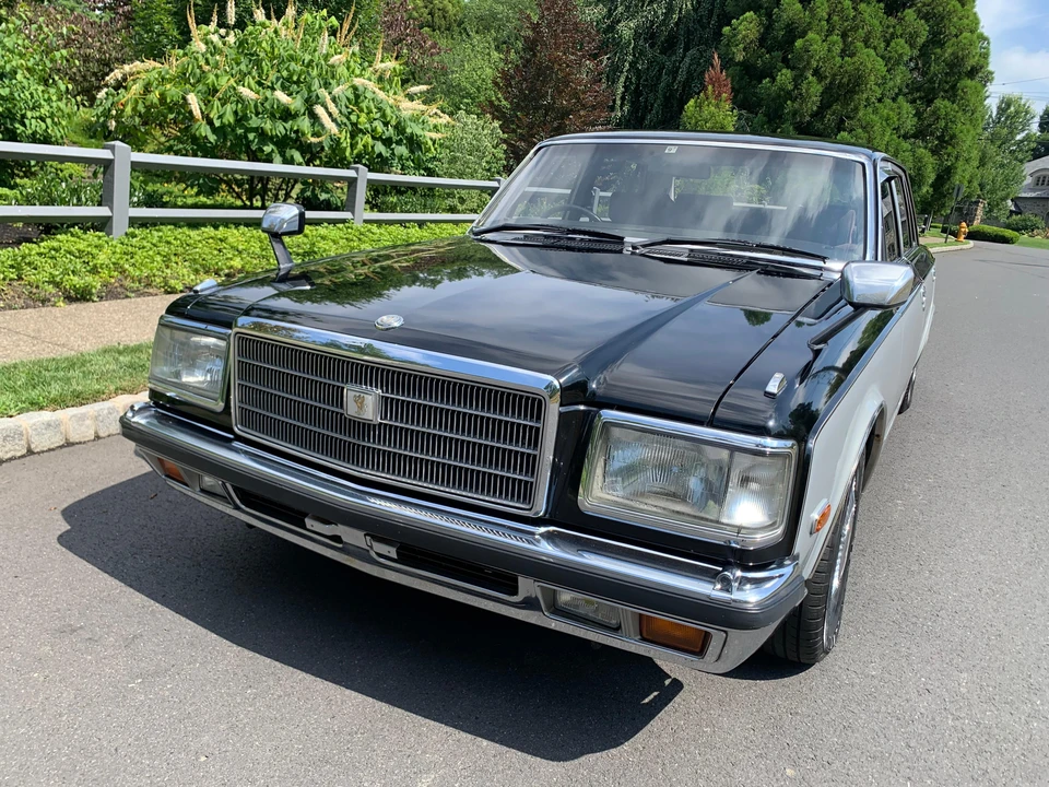 1992 Toyota Century 1st Gen - Image 6 of 31