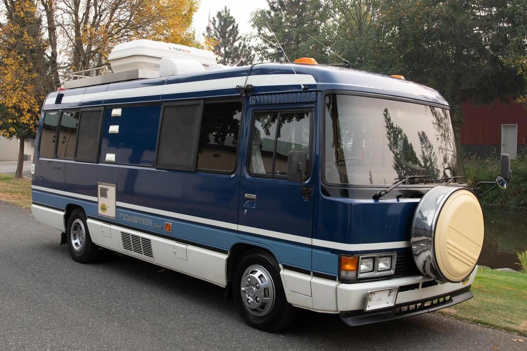 1992 Toyota Coaster 2nd Gen - Image 14 of 31