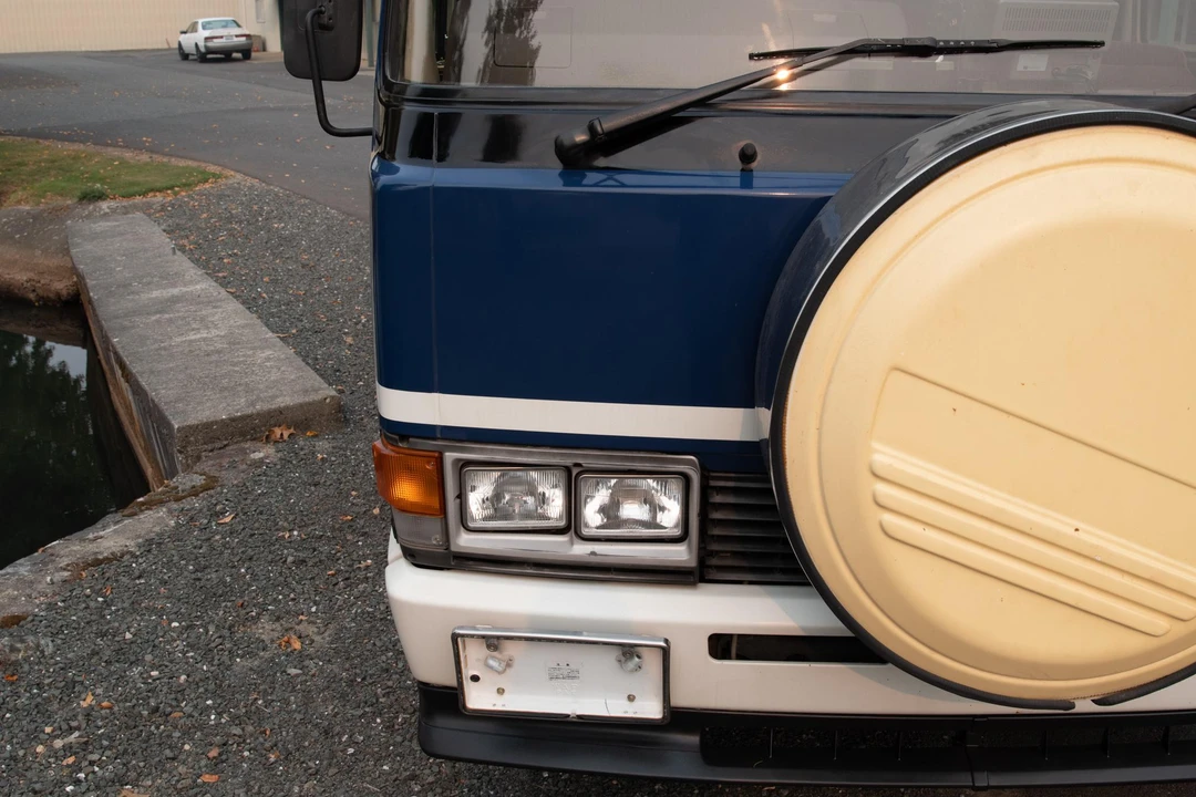 1992 Toyota Coaster 2nd Gen - Image 16 of 31