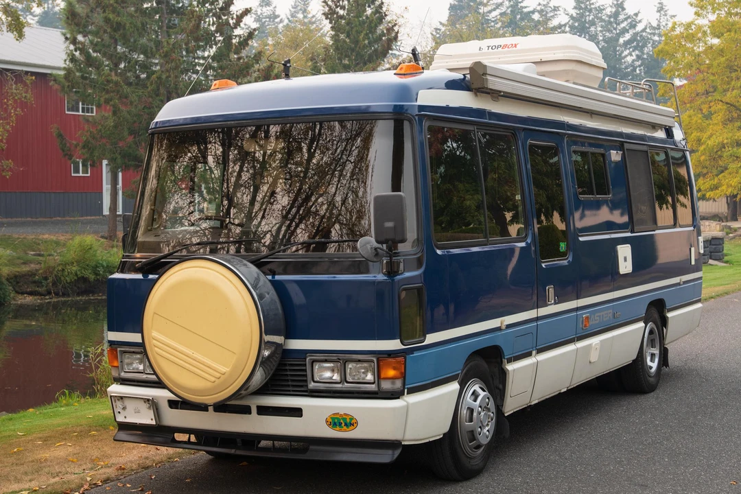 1992 Toyota Coaster 2nd Gen - Image 7 of 31