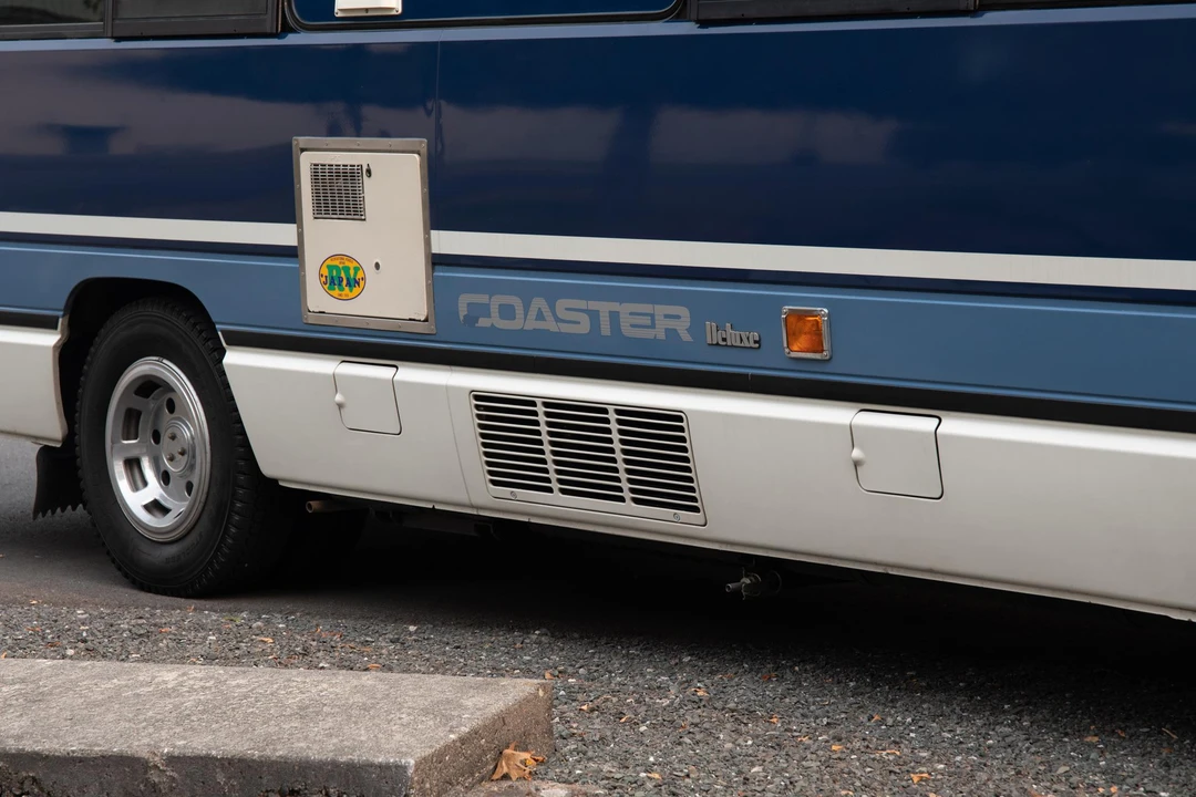 1992 Toyota Coaster 2nd Gen - Image 25 of 31