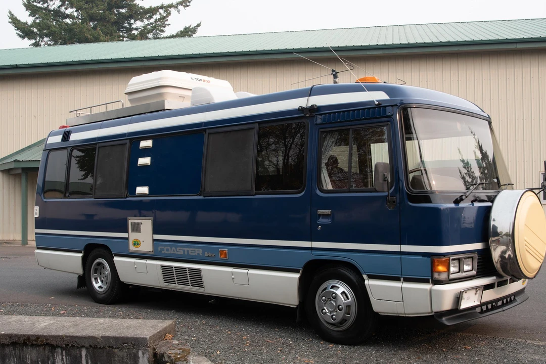1992 Toyota Coaster 2nd Gen - Image 13 of 31