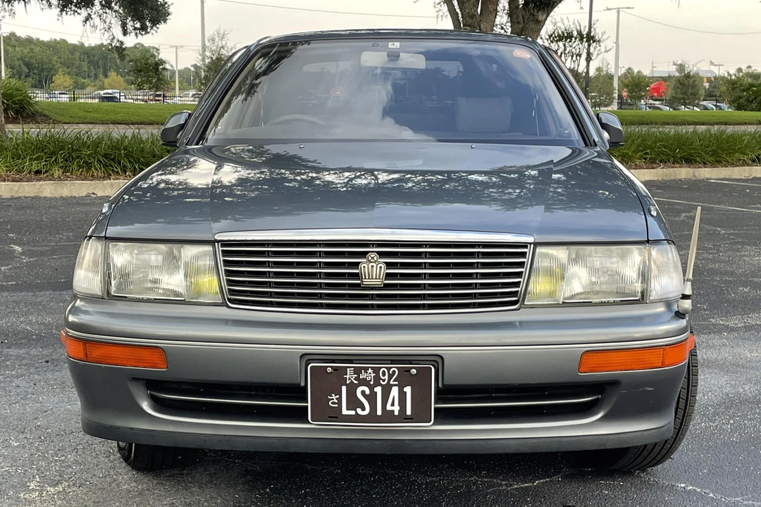 1992 Toyota Crown 9th Gen - Image 2 of 31