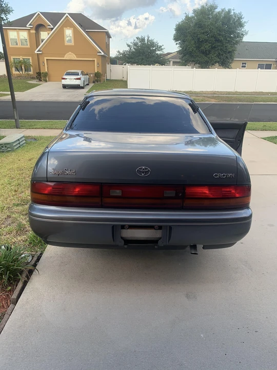 1992 Toyota Crown 9th Gen - Image 13 of 31