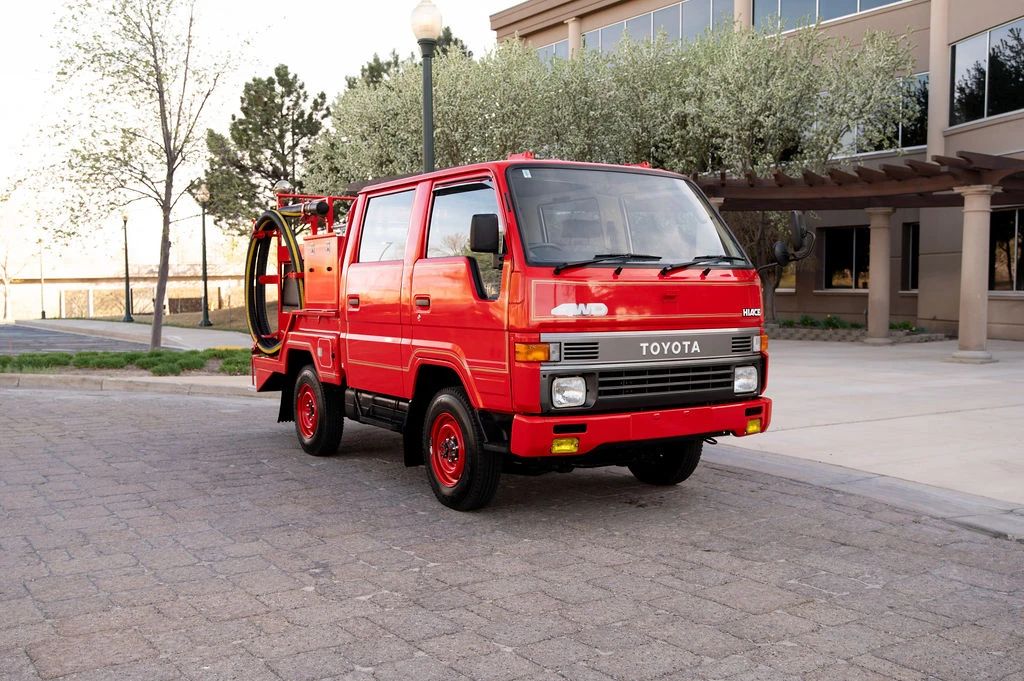 1992 Toyota HiAce 4th Gen - Image 16 of 31