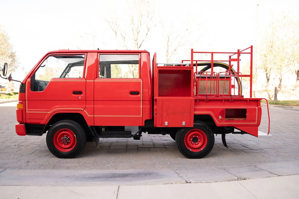 1992 Toyota HiAce 4th Gen - Image 5 of 31