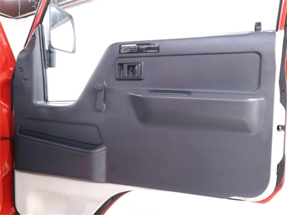 1992 Toyota HiAce 4th Gen - Image 25 of 31