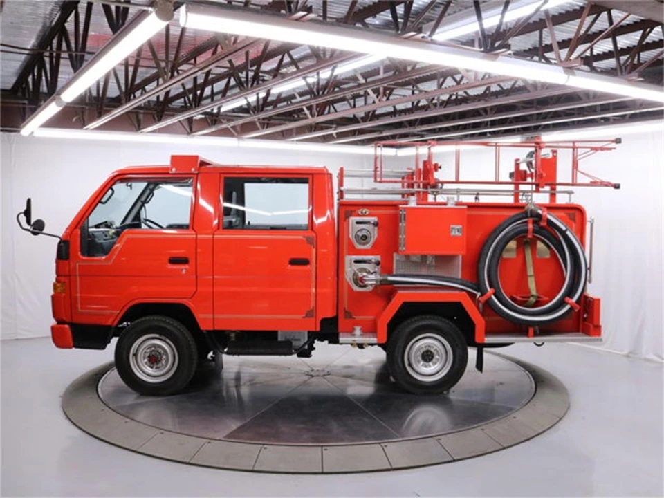 1992 Toyota HiAce 4th Gen - Image 4 of 31