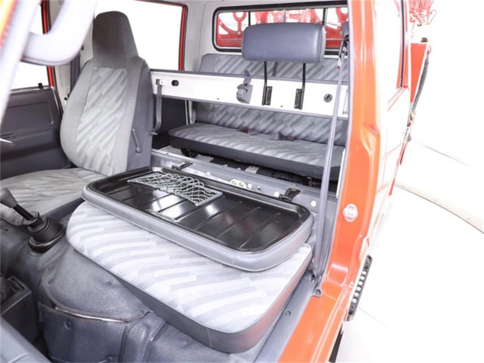 1992 Toyota HiAce 4th Gen - Image 19 of 31
