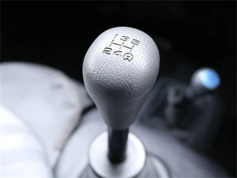 1992 Toyota HiAce 4th Gen - Image 14 of 31