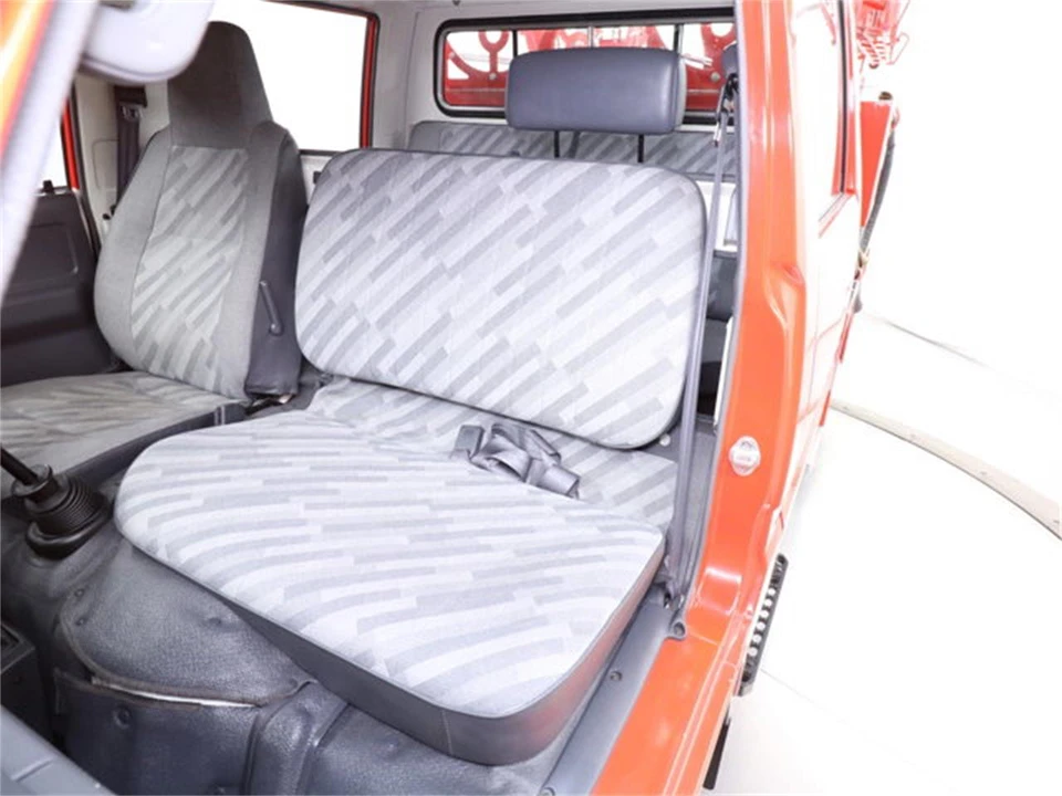 1992 Toyota HiAce 4th Gen - Image 18 of 31