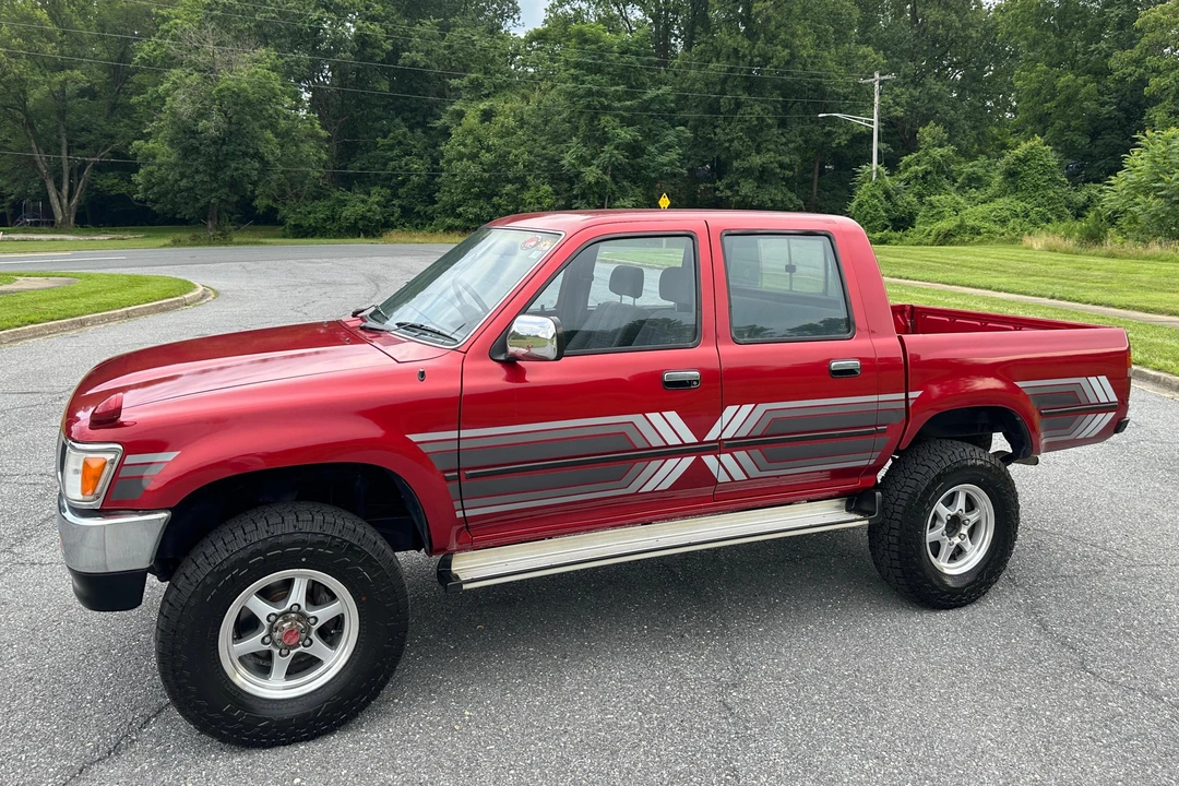 1992 Toyota Hilux 5th Gen - Image 3 of 31