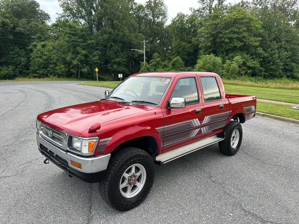 1992 Toyota Hilux 5th Gen - Image 15 of 31