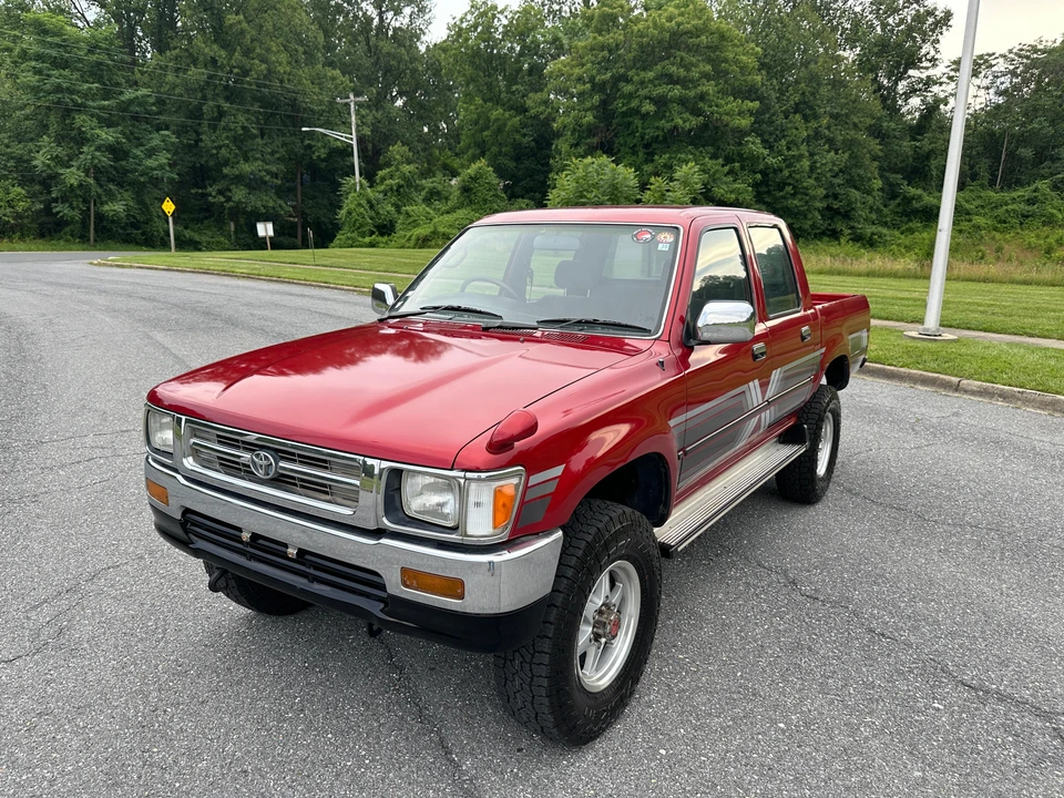 1992 Toyota Hilux 5th Gen - Image 9 of 31