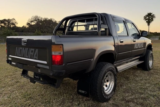 1992 Toyota Hilux 5th Gen - Image 2 of 8