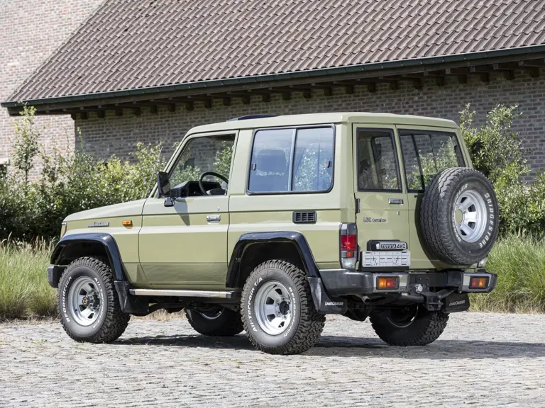 1992 Toyota J70 Land Cruiser - Image 3 of 31