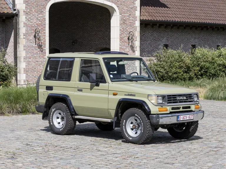 1992 Toyota J70 Land Cruiser - Image 2 of 31
