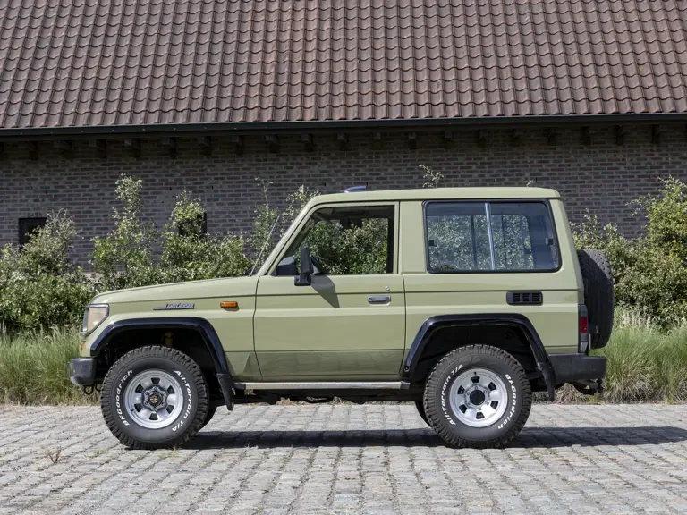 1992 Toyota J70 Land Cruiser - Image 5 of 31