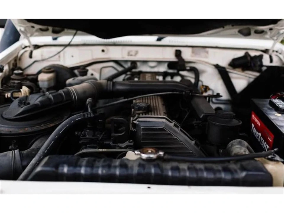 1992 Toyota J60 Land Cruiser - Image 14 of 17