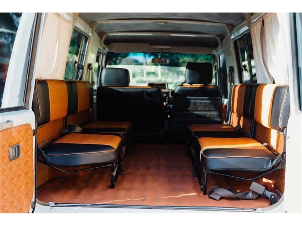 1992 Toyota J60 Land Cruiser - Image 11 of 17