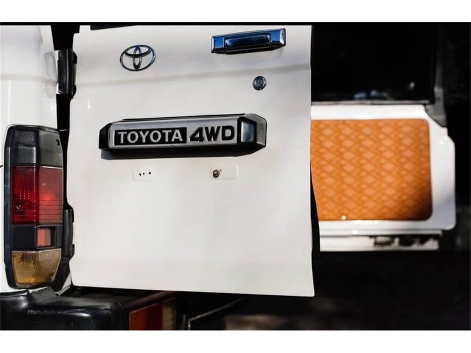1992 Toyota J60 Land Cruiser - Image 17 of 17