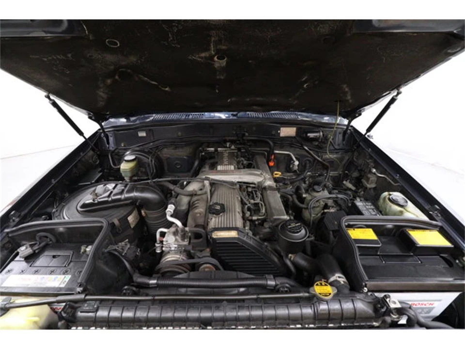 1992 Toyota J60 Land Cruiser - Image 27 of 31