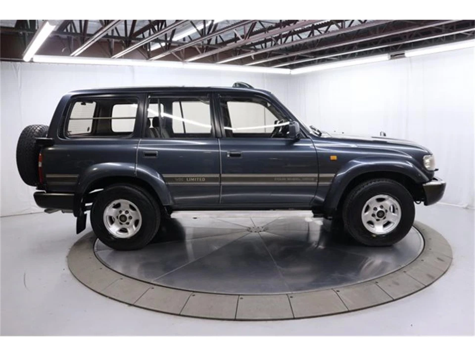 1992 Toyota J60 Land Cruiser - Image 8 of 31