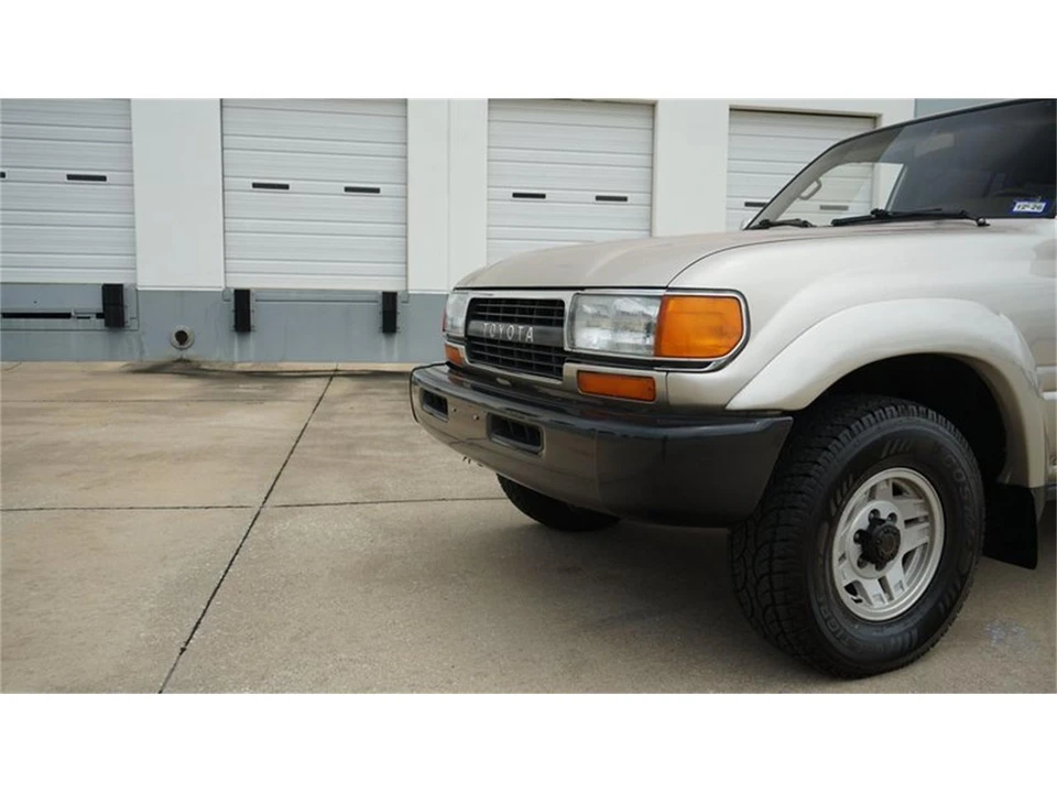 1992 Toyota J60 Land Cruiser - Image 26 of 31
