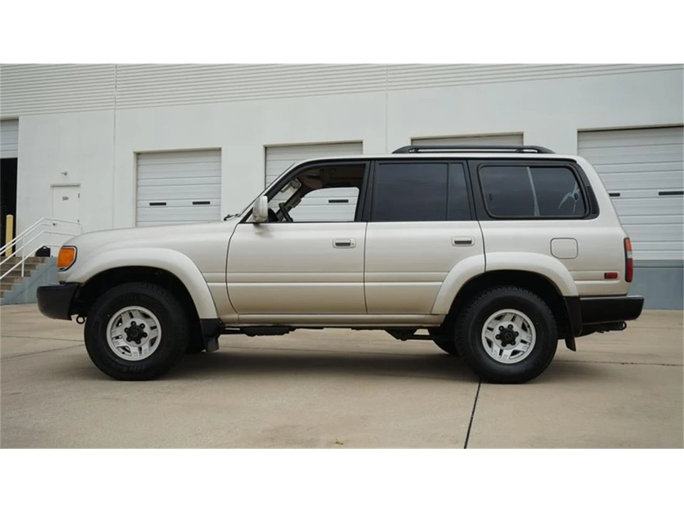 1992 Toyota J60 Land Cruiser - Image 6 of 31