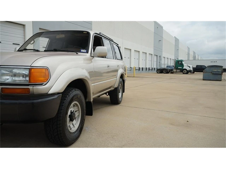 1992 Toyota J60 Land Cruiser - Image 27 of 31