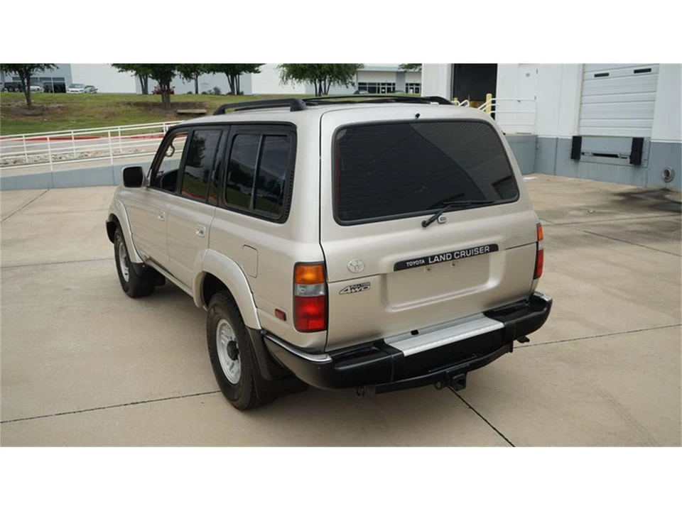 1992 Toyota J60 Land Cruiser - Image 8 of 31