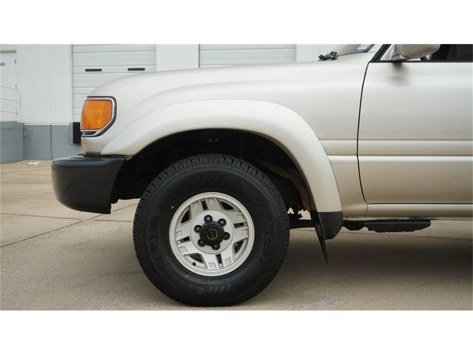1992 Toyota J60 Land Cruiser - Image 28 of 31