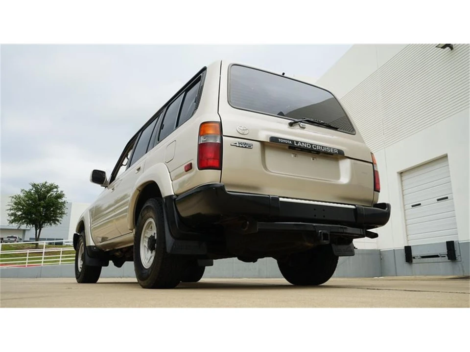 1992 Toyota J60 Land Cruiser - Image 10 of 31