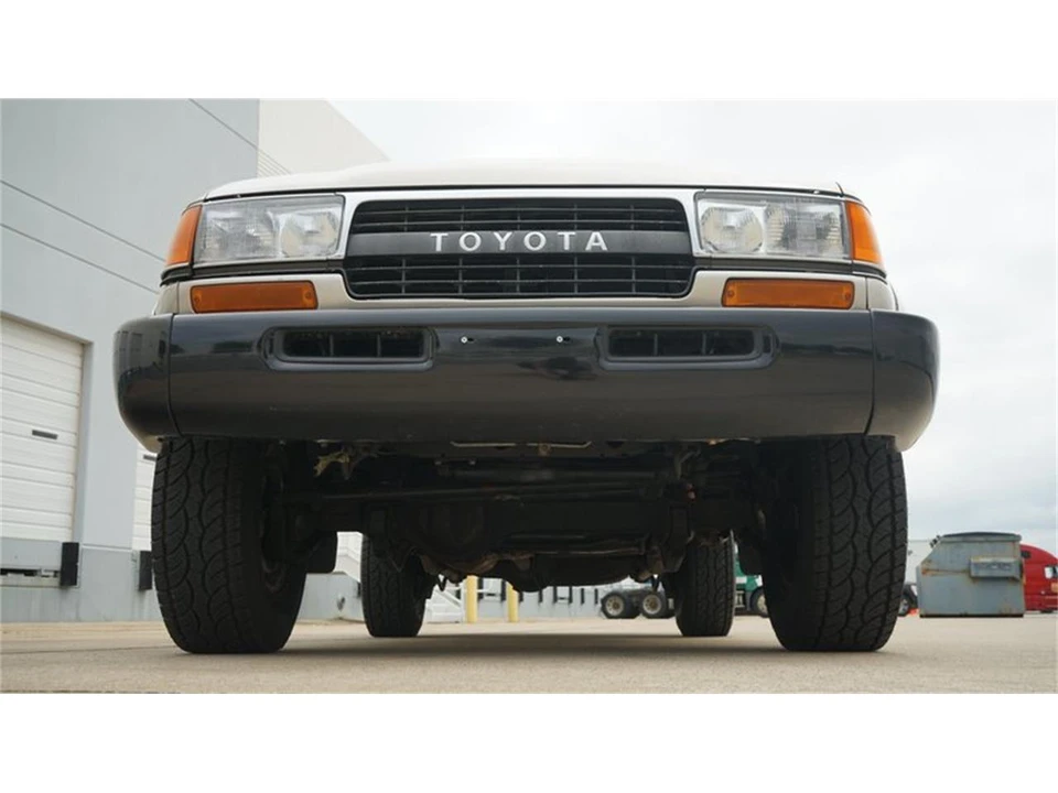 1992 Toyota J60 Land Cruiser - Image 25 of 31