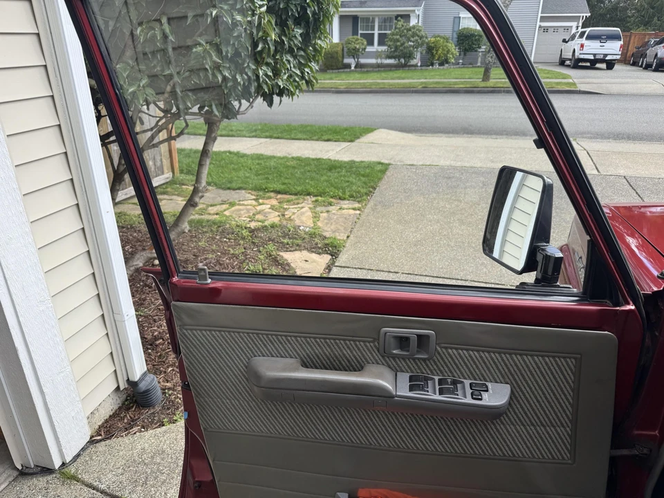 1992 Toyota J70 Land Cruiser - Image 21 of 31