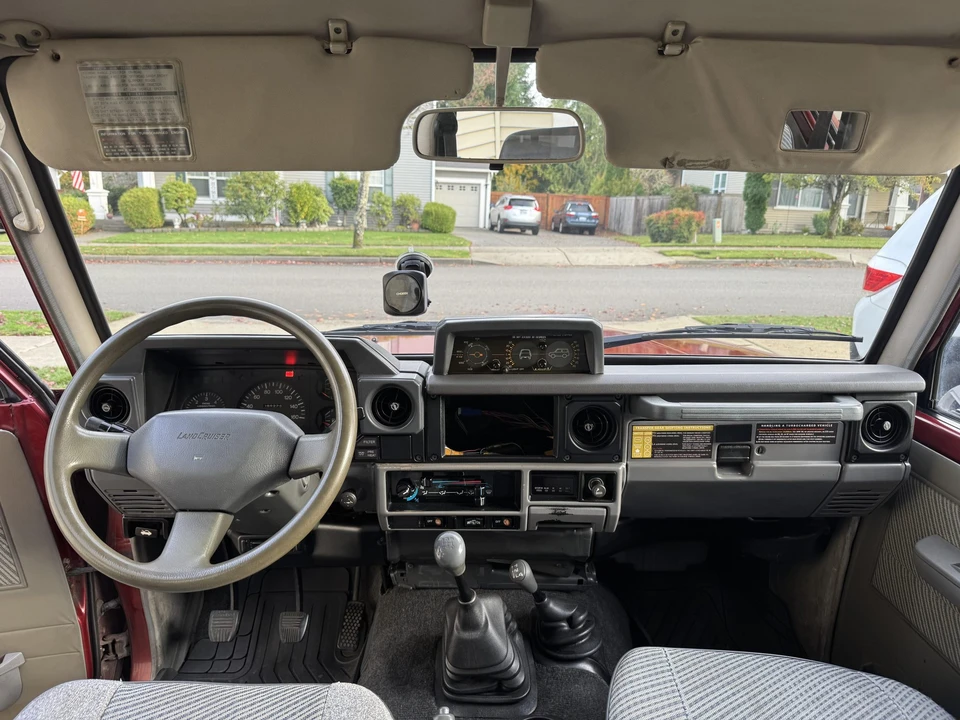 1992 Toyota J70 Land Cruiser - Image 25 of 31