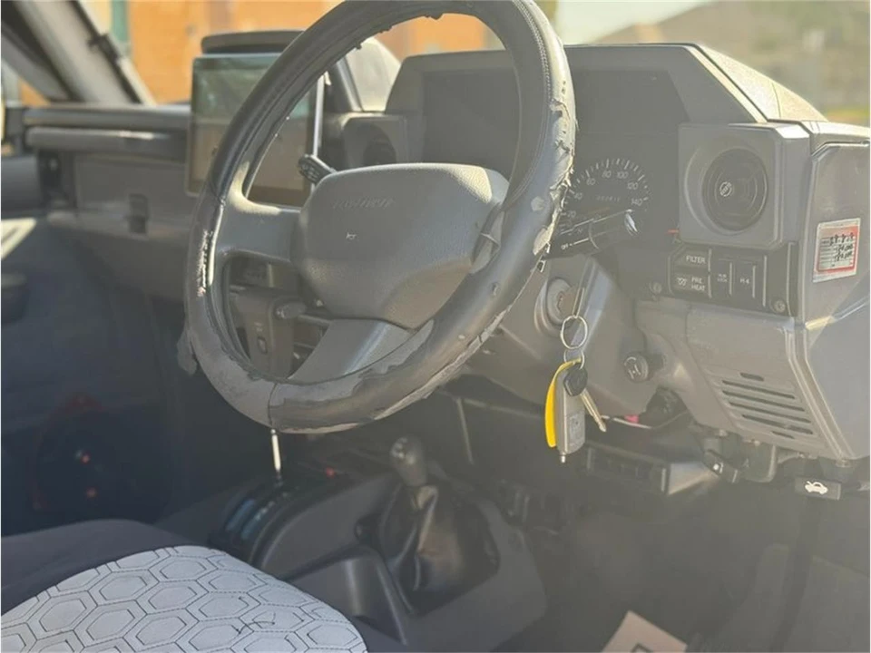 1992 Toyota J60 Land Cruiser - Image 16 of 25