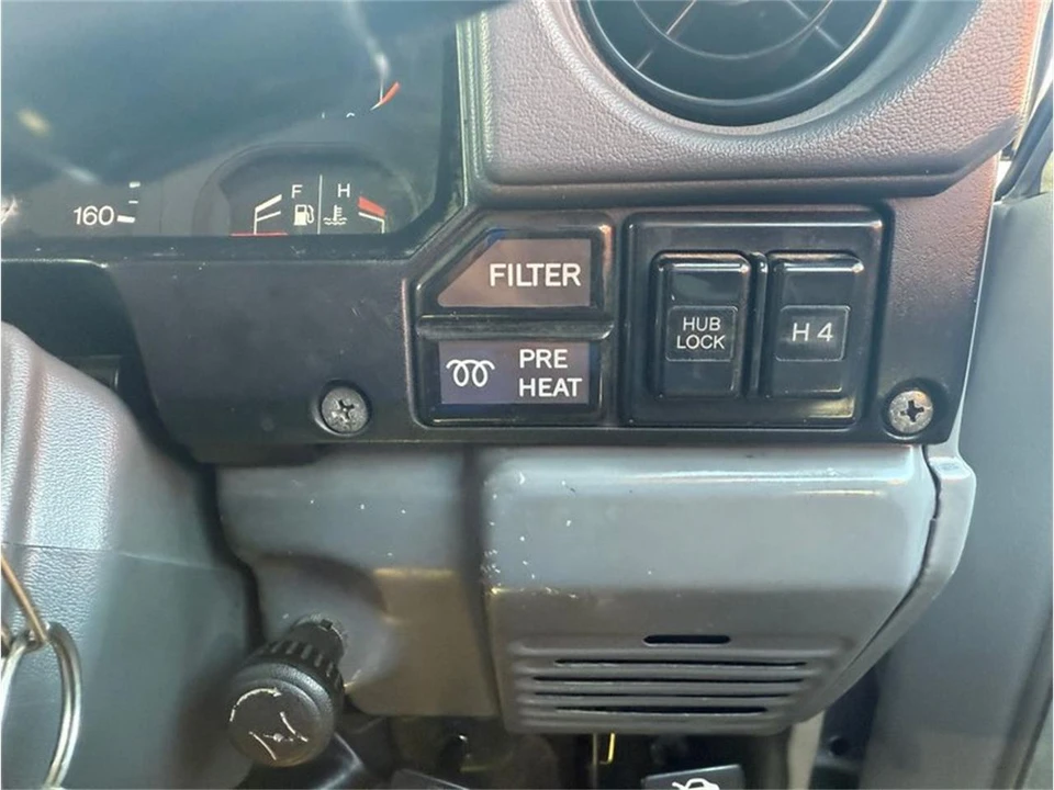 1992 Toyota J60 Land Cruiser - Image 17 of 25
