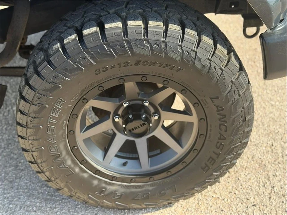 1992 Toyota J60 Land Cruiser - Image 21 of 25