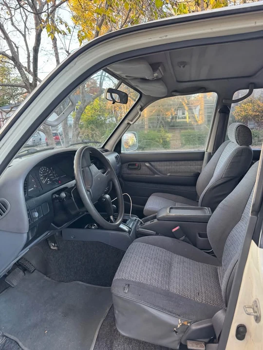 1992 Toyota J80 Land Cruiser - Image 8 of 17