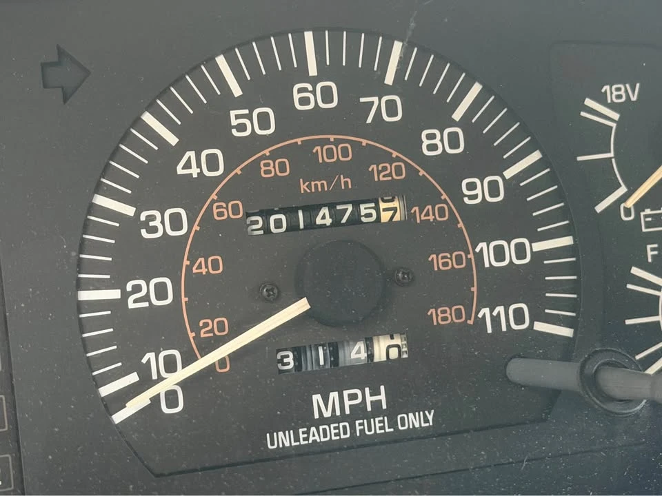 1992 Toyota J60 Land Cruiser - Image 5 of 18