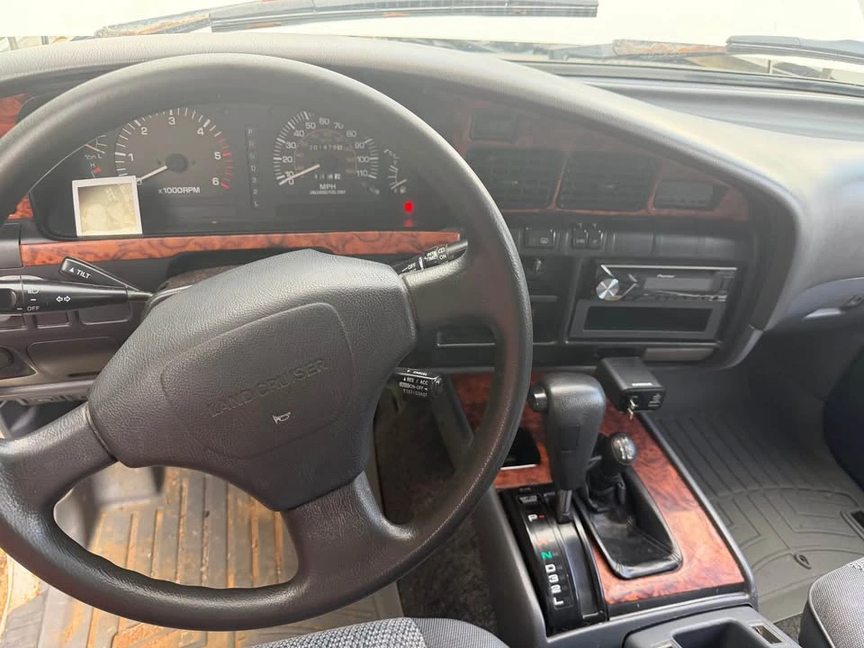 1992 Toyota J60 Land Cruiser - Image 7 of 18
