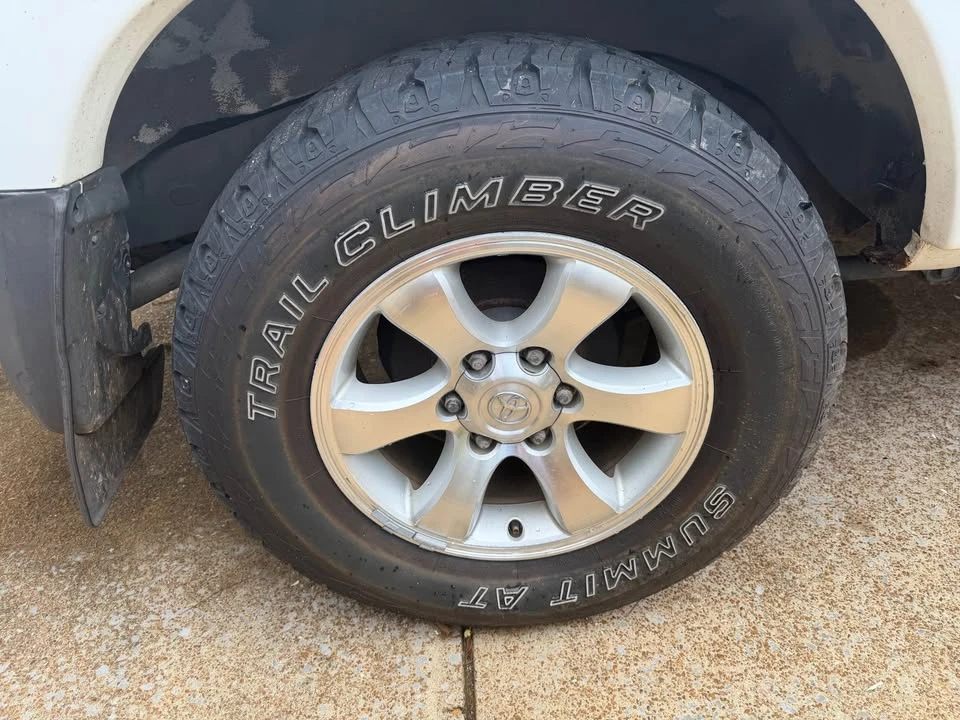 1992 Toyota J60 Land Cruiser - Image 12 of 18