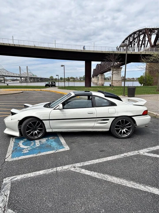 1992 Toyota SW20 MR2 - Image 1 of 10