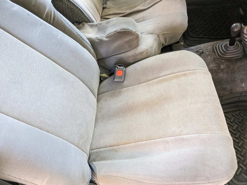 1992 Toyota Hilux 5th Gen - Image 7 of 21