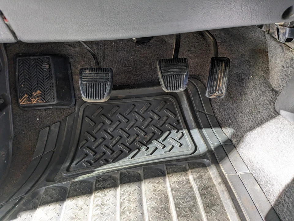 1992 Toyota Hilux 5th Gen - Image 5 of 21