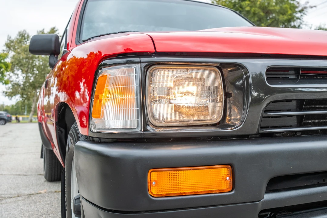 1992 Toyota Hilux 5th Gen - Image 14 of 31
