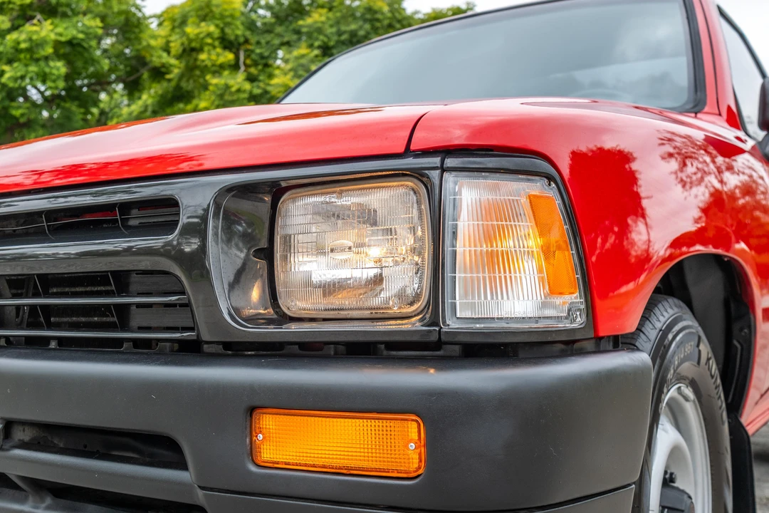 1992 Toyota Hilux 5th Gen - Image 15 of 31