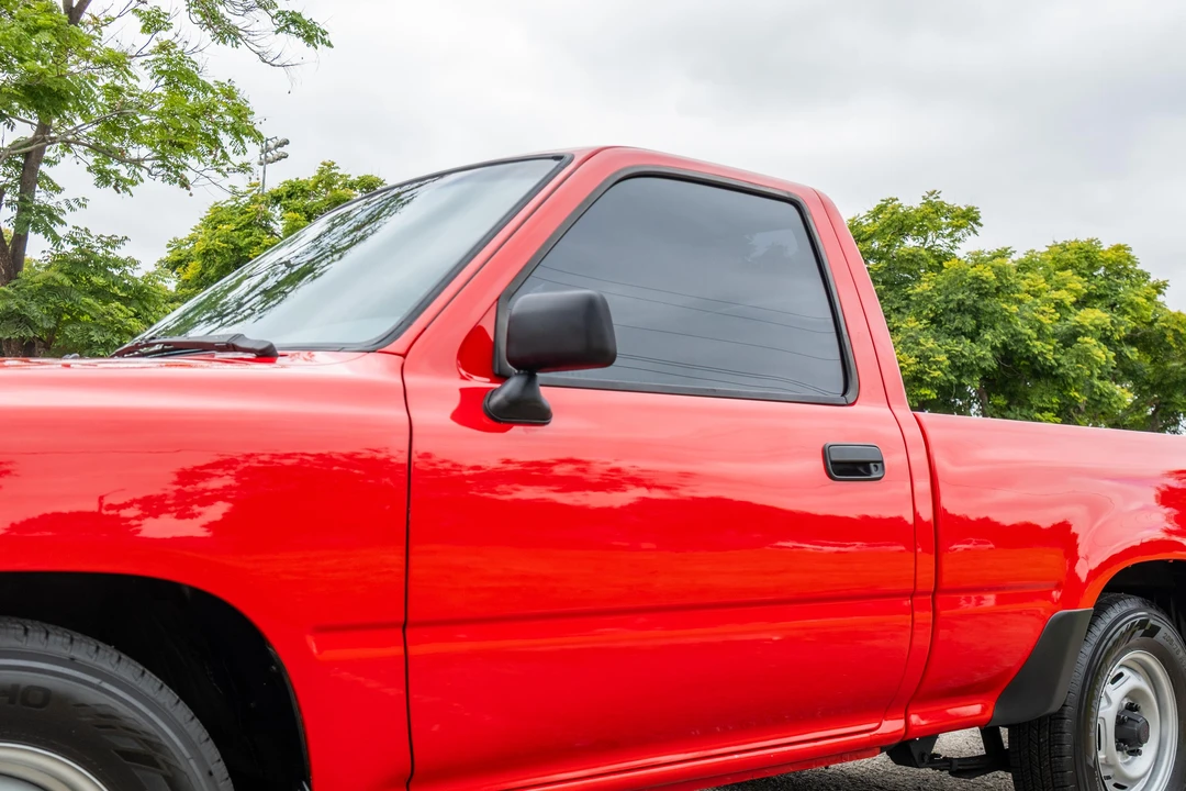 1992 Toyota Hilux 5th Gen - Image 25 of 31