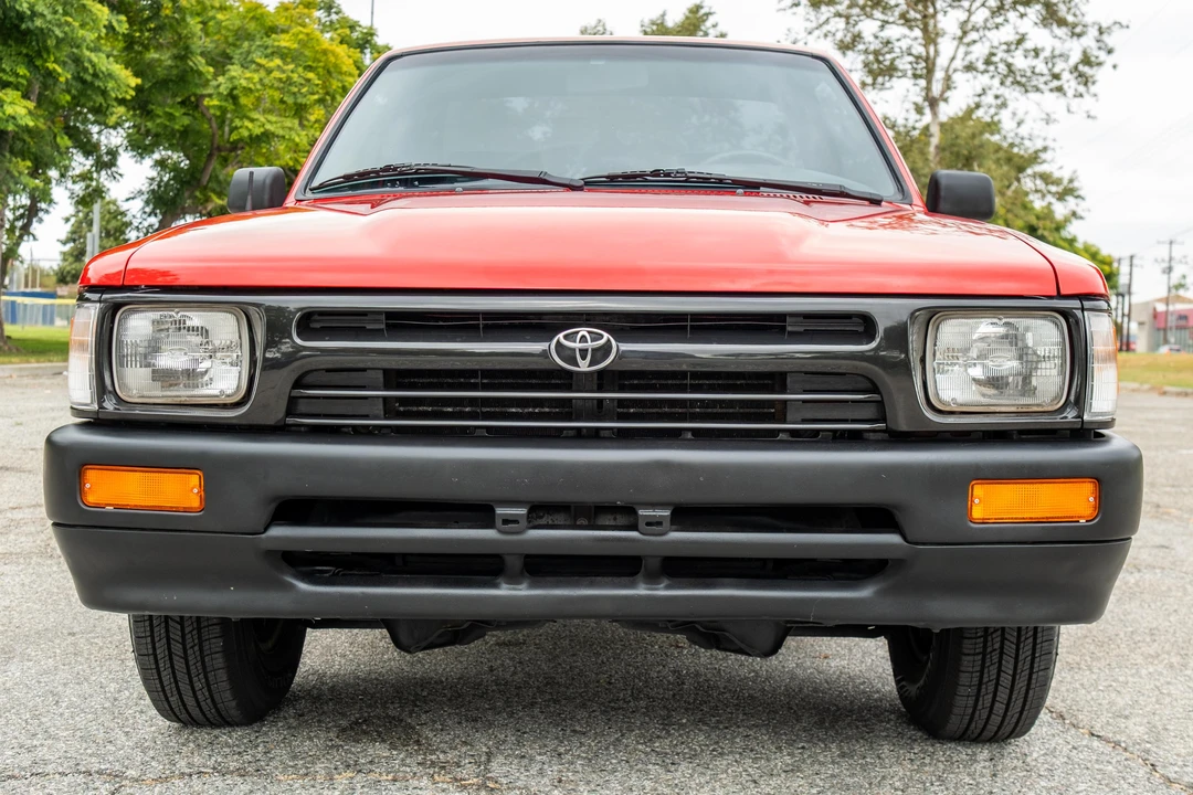 1992 Toyota Hilux 5th Gen - Image 7 of 31